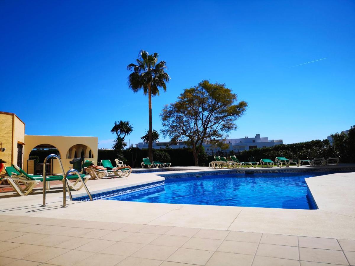Playa Flores - Vistas A La Piscina Torremolinos Buitenkant foto